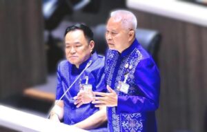 01 โสภณ ซารัมย์